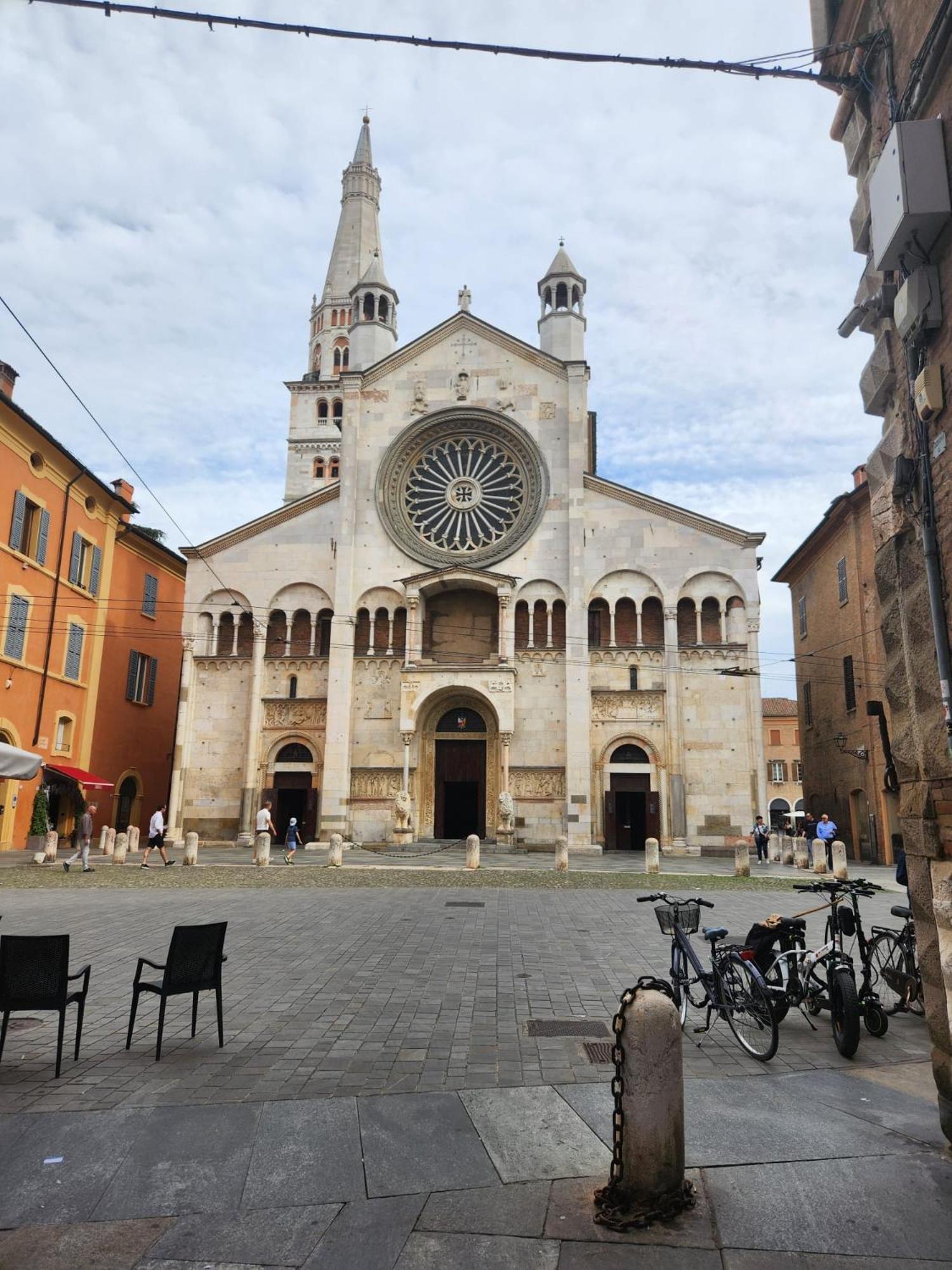 Dei Gallucci Apartment B&B Modena Eksteriør bilde